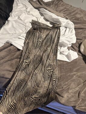 Zara Beige and Black Zebra-Print Maxi Skirt